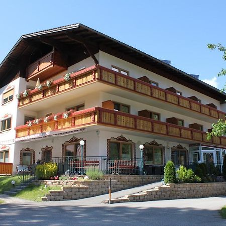 Hotel Garni Waldhof - Wohlfuehlen Am Lech شتانزاخ المظهر الخارجي الصورة